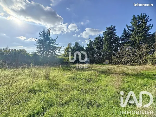 Terrain 702 m² Velleron