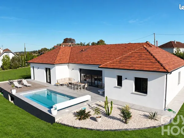 Maison 6 pièces 143 m²