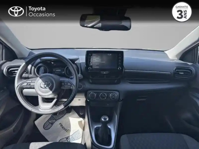 Toyota Yaris 70 vvt-i design 5p — photo 8