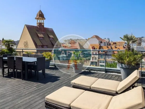 Duplex 5 pièces 222 m²