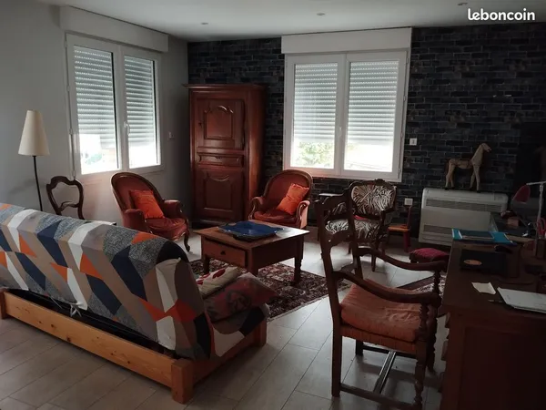 Grand T3 en triplex - 52 m² de pièce de vie - balcon + garage + 2 places de parking