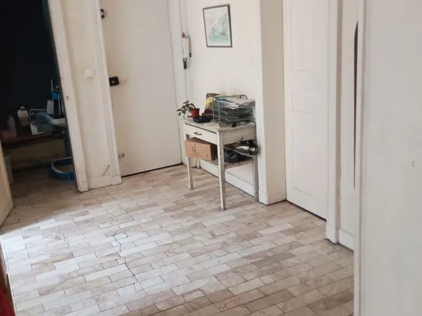 Grand et agreable t5 centre Nantes