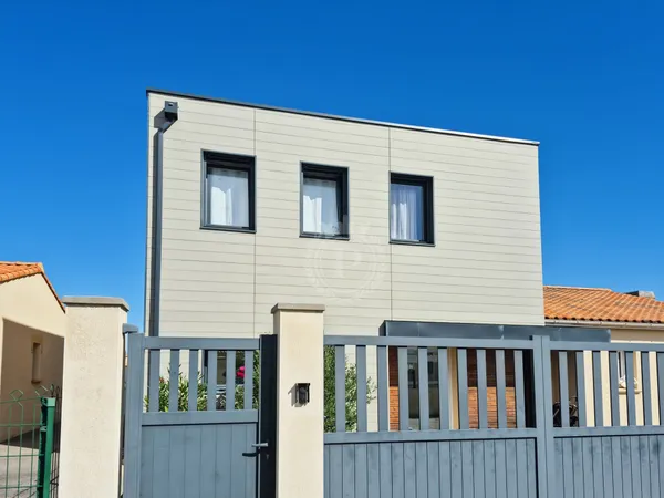 PAIMBOEUF_Maison familiale 211 m² - 7 chambres - Piscine