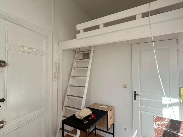 Studio meublé avec mezzanine - Bordeaux