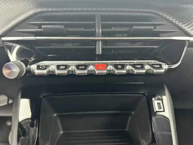 Peugeot 208 puretech 100 s&amp;s bvm6 — photo 49
