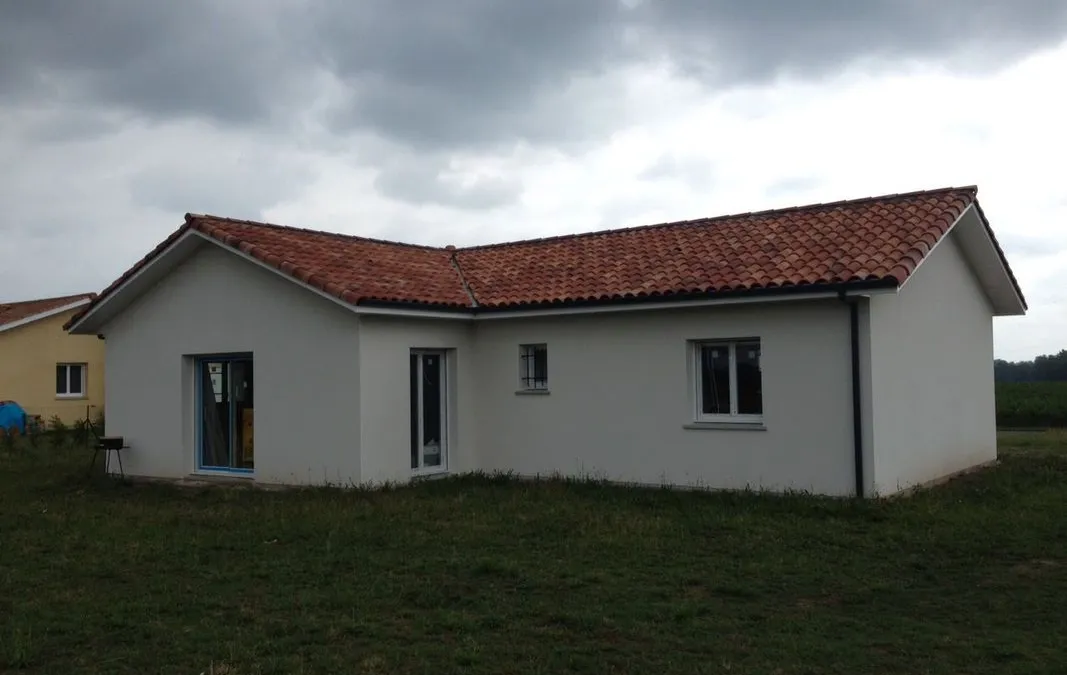 Photo 1