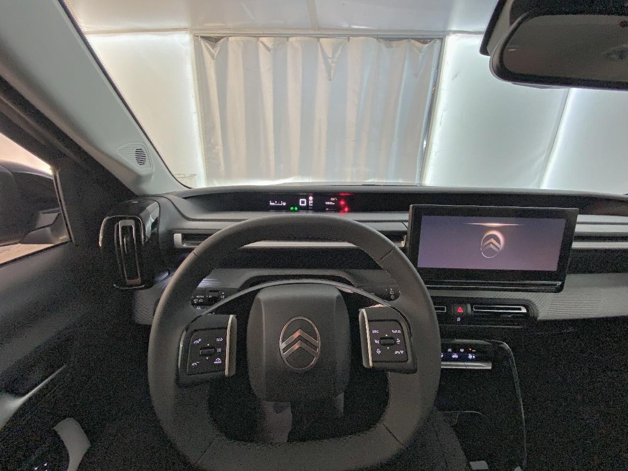 Citroën C3 Aircross hybride 145 ch aut max — photo 12