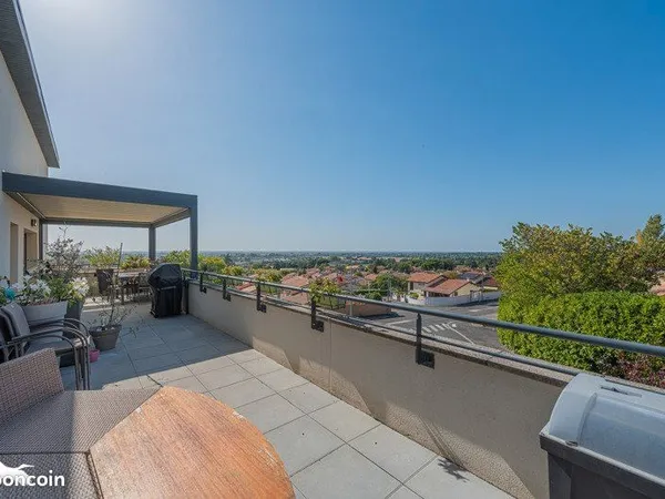 Appartement 4 pièces 104 m²