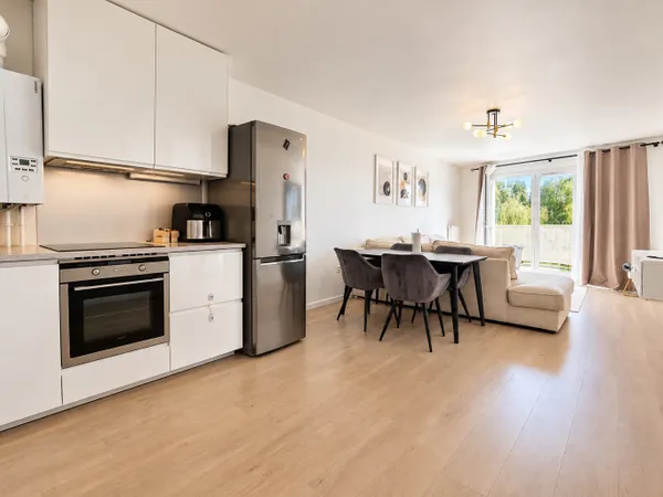 EXCLUSIVITÉ - F3 67 M² - TERRASSE - PLEIN SUD - VILLE