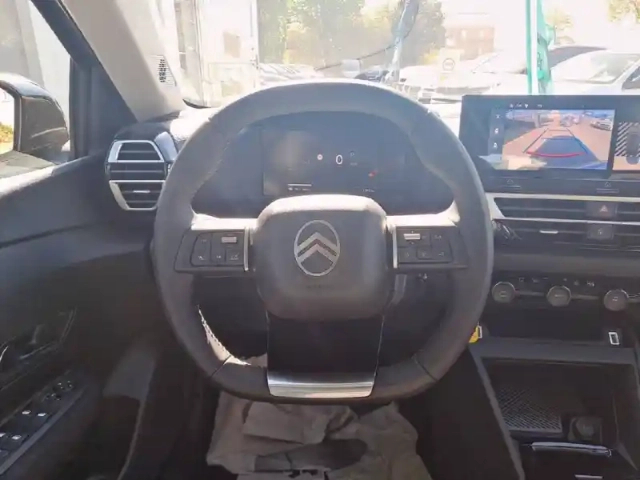 Citroën C4 e- 156 ch autonomie étendue — photo 9