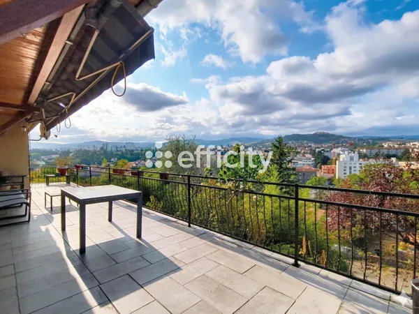 Maison 6 pièces 195 m²