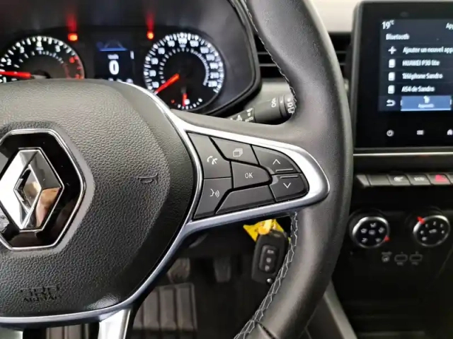 Renault Clio tce 90 — photo 29