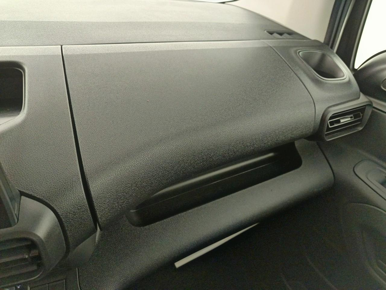 Citroën Berlingo van xl 950 bluehdi 100 s&s bvm5 club — photo 24