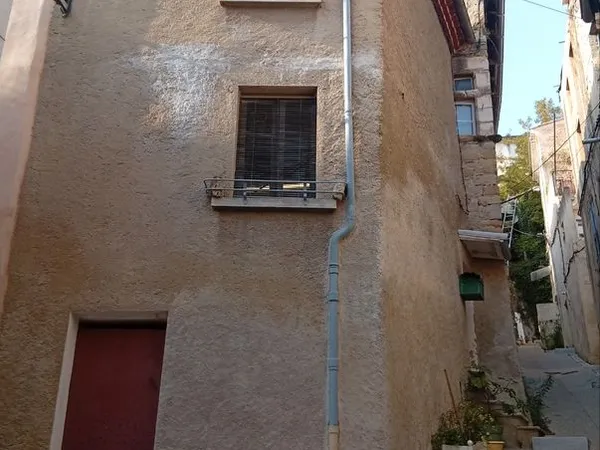 Maisonnette de rue