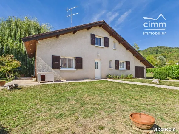 Maison 5 pièces 130 m²
