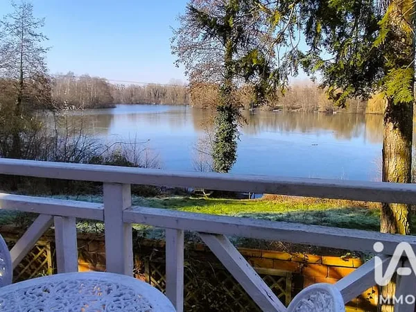 Maison 11 pièces 360 m²