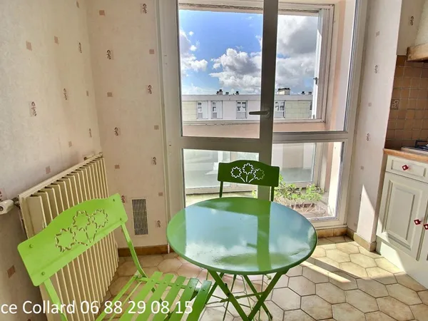 60180 NOGENT SUR OISE Appartement 2 chambres 1 balcon (loggia) 1 cave, dernier étage !