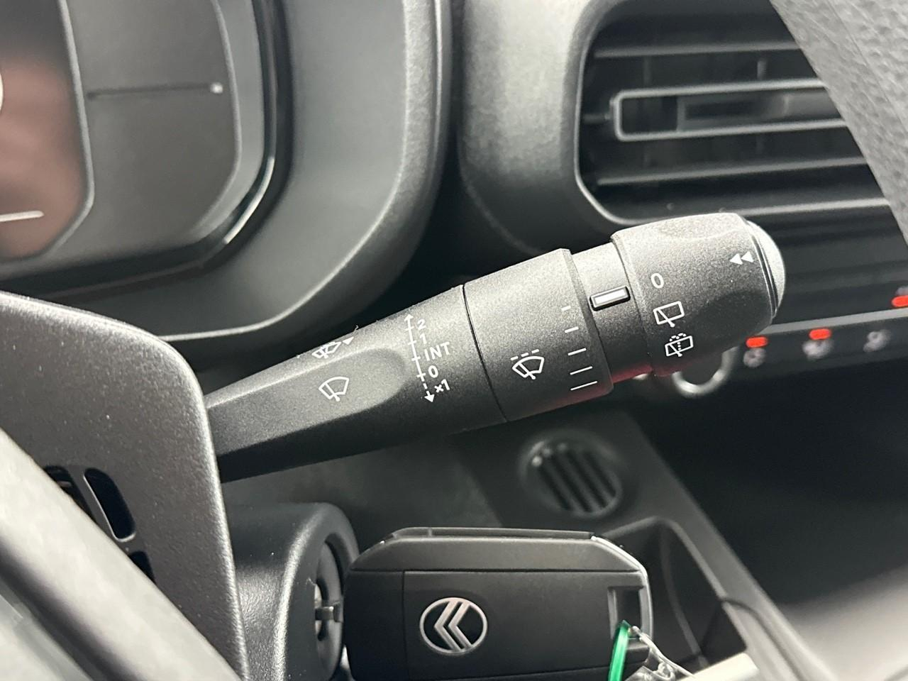 Citroën Berlingo van m diesel 100 ch manuelle — photo 18