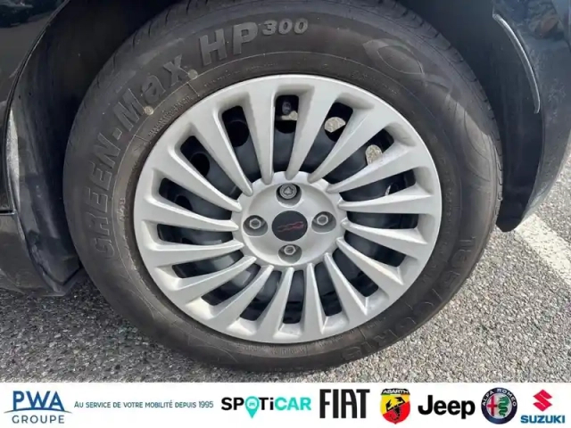 Fiat 500 e 95ch (red) my25 — photo 11