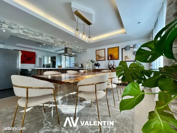 Maison 7 pièces 185 m²