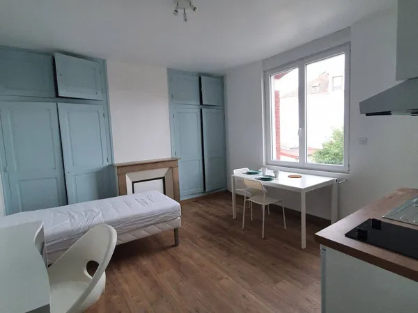 Studio 1 pièce 25 m²