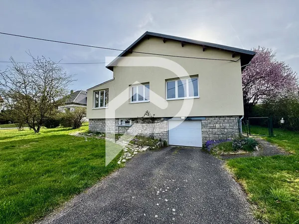 Maison 6 pièces 196 m²