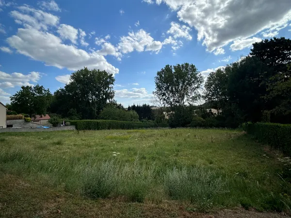 Terrain 2690 m²