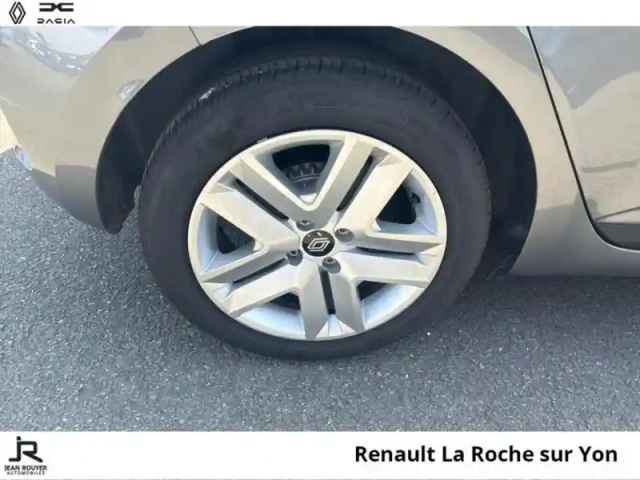 Renault Clio 1.0 tce 90ch evolution - 24 — photo 8