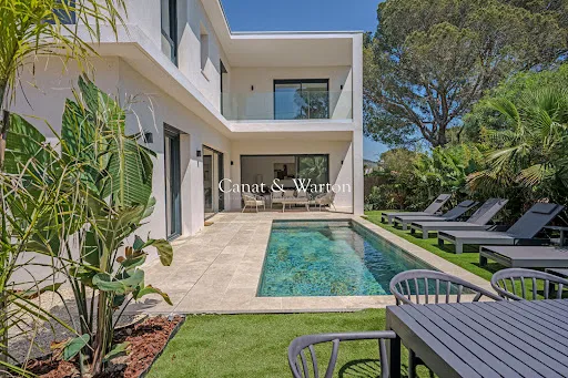 Villa 6 pièces 160 m²