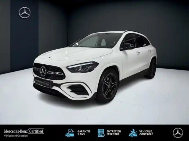 Mercedes Gla 180 d amg line — photo 21