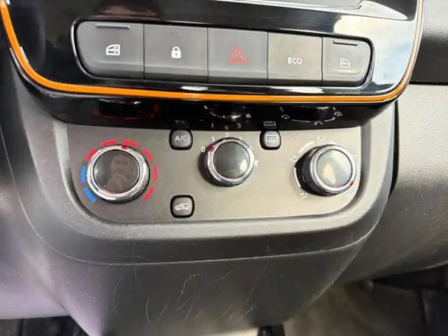 Dacia Spring 45ch confort plus - achat intégral — photo 15