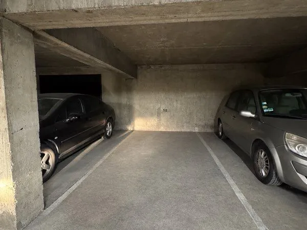 Parking à louer