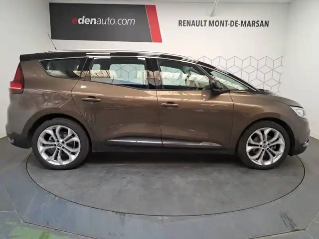 Renault Scenic grand  dci 110 energy — photo 6