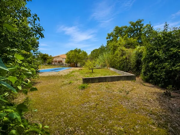 Dépt Hérault (34) - Prades le Lez - À vendre - terrain à bâtir - libre de tout constructeur-890m2-