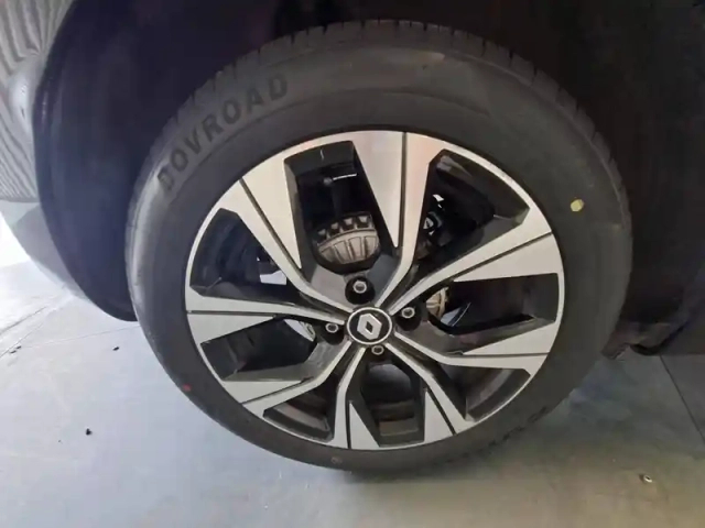 Renault Clio tce 90 — photo 35