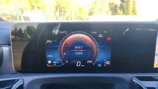 Mercedes Classe CLA Shooting Brake 200 163 7G-DCT - Progressive Line – 2023 – 122578 km – Essence – Boîte Automatique — photo 32
