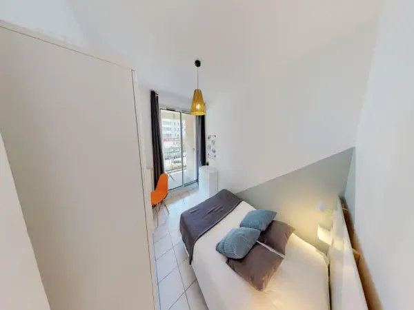 Loue chambre en colocation dans appartement