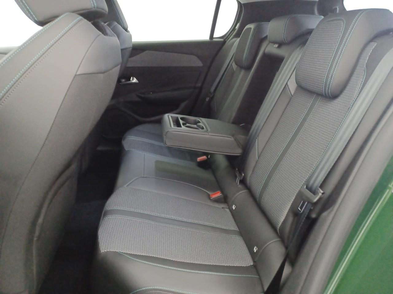 Peugeot 308 electrique 54 kwh 156ch allure — photo 10