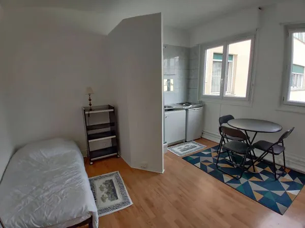 Appartement 1 pièce 11 m²