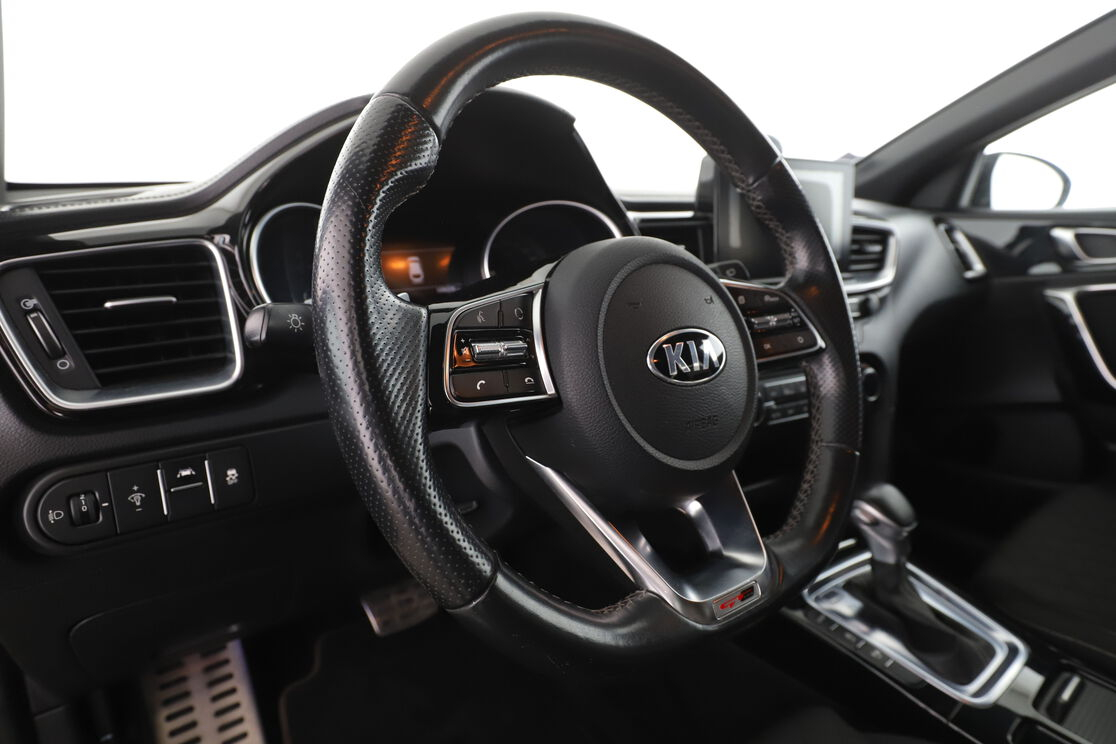 Kia pro_cee'd 1.4 T-GDi ISG GT Line DCT7 — photo 10