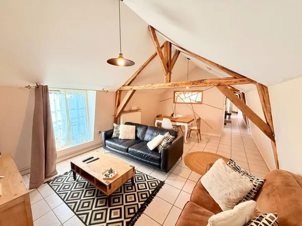 Appartement Auxerre 3 pièces 75 m² (50 m² carrez) Hyper-centre