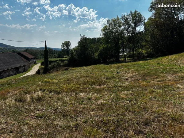 Terrain à bâtir avec CU 1900m2