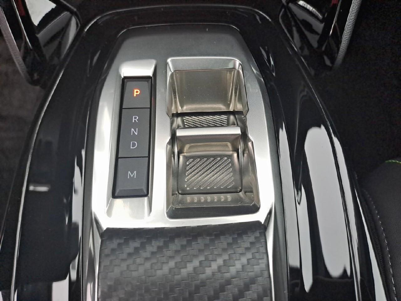 Peugeot 2008 puretech 130 s&s eat8 gt — photo 20