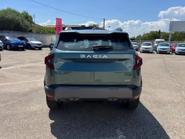 Dacia Duster 1.2 hybrid-g 150ch expression 4x4 — photo 4