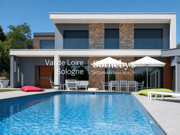 Maison 9 pièces 259 m²