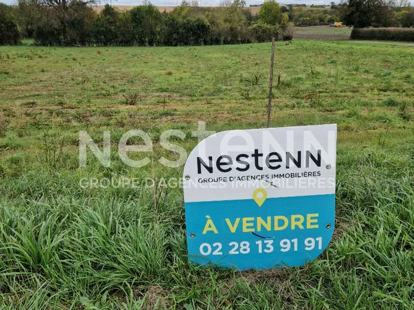 Terrain constructible de 603m² , viabilisé à Xanton-Chassenon