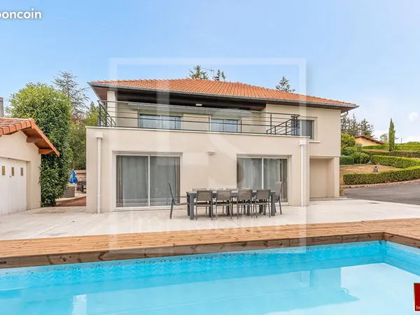 Maison 6 pièces 200 m²