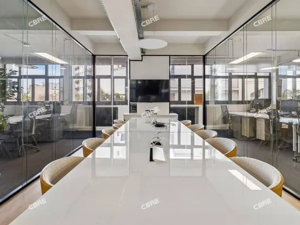 Bureau 423 m²