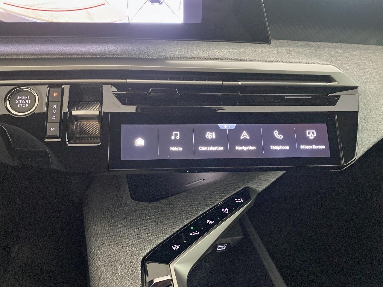 Peugeot 5008 hybrid 145 ch e-dcs6 allure — photo 17