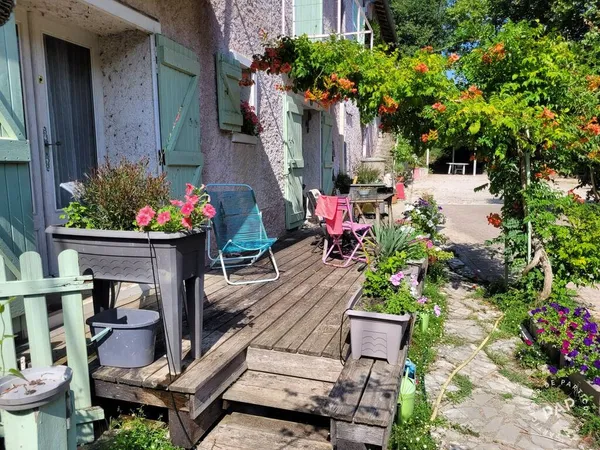 Maison 15 pièces 450 m²